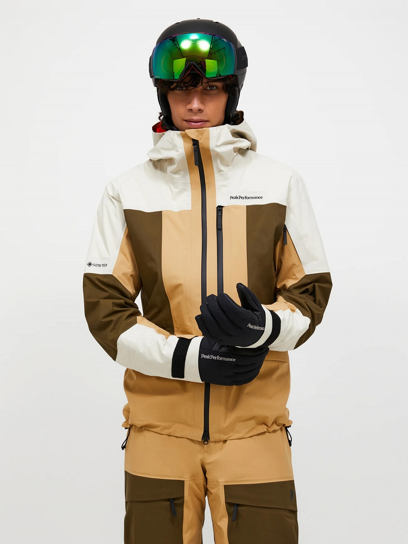 M Gravity Gore-Tex 3L Jacket (FW25) - Peak Performance Whistler